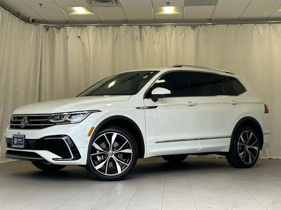 VOLKSWAGEN TIGUAN 4MOTION 2023 3VV4B7AX9PM125443 image VOLKSWAGEN TIGUAN 4MOTION 2023 3VV4B7AX9PM125443 image